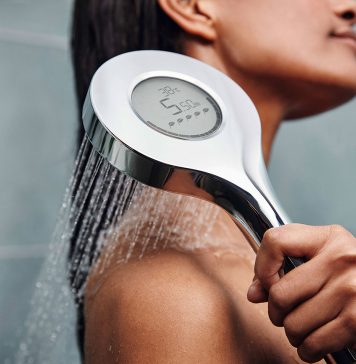 Dank smarter Handbrause nachhaltig Duschen handbrause-HANSA-ACTIVE-JET-DIGITAL-1-BAD.up!-krammer-group