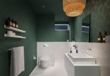 Perfekte Schlauchbad-Aufteilung – die Vorwand macht´s möglich!