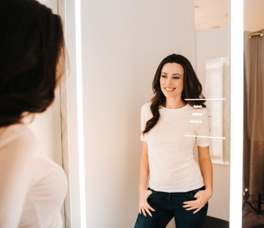 Perfektes Licht im Badezimmer – intuitiv und smart