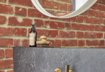 Trendfarbton Kupfer im Badezimmer