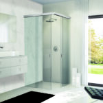 Glasschiebetür mit minimalistischen Design und ausgeklügelter Funktionalität