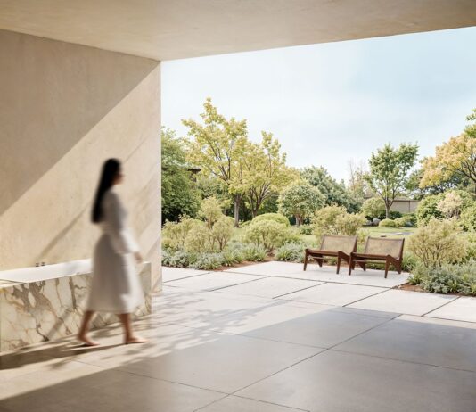 Baderitual in einer neuen Dimension